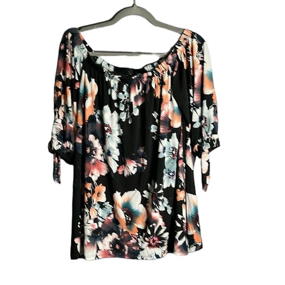 Pink Blush Maternity Black Floral Off Shoulder Top Slit Sleeves Size Medium - Picture 1 of 8